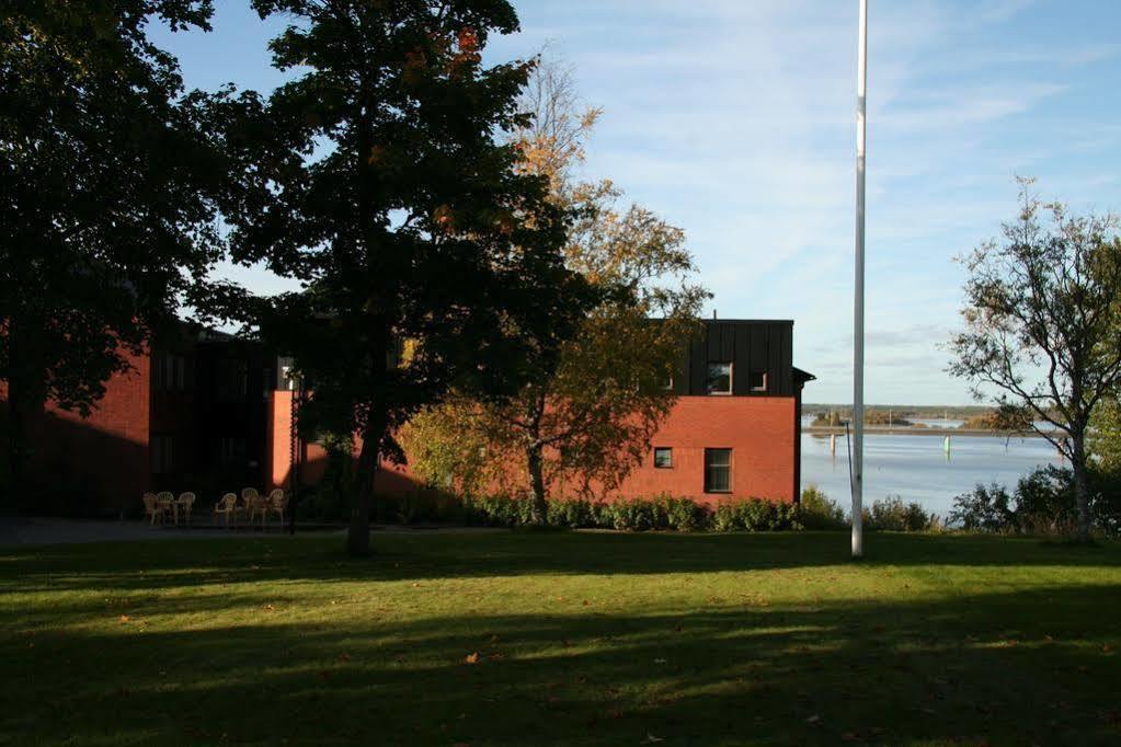 Vaesterbacken Hotell & Konferens Holmsund Exteriér fotografie